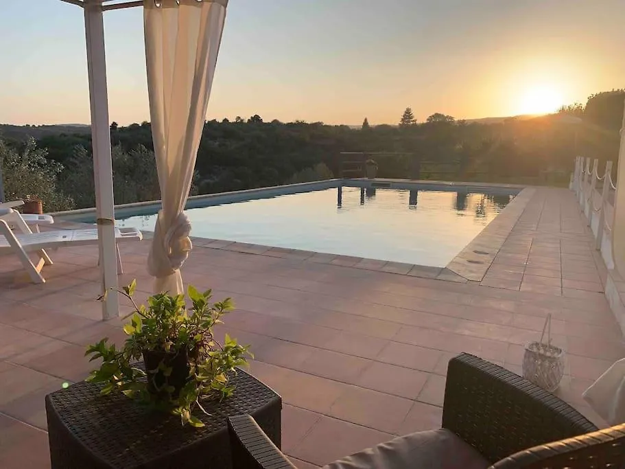Villa Lenzo Ferla 0*,